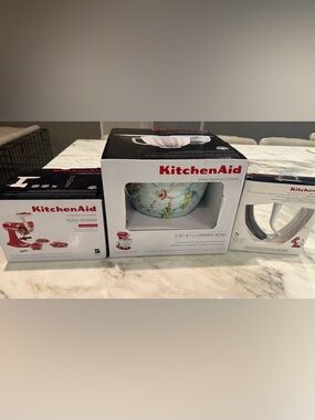 KitchenAid Floral Ceramic Mixing Bowl, food grinder and flex edge beater. Nib